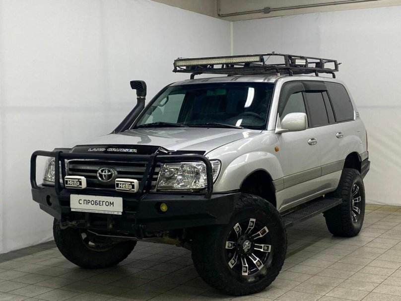 Toyota Land Cruiser 105