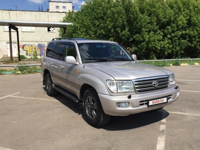 Toyota Land Cruiser 100 2003