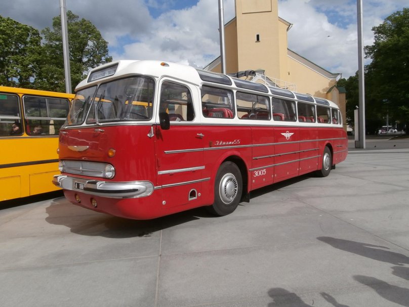 Автобус Икарус 55
