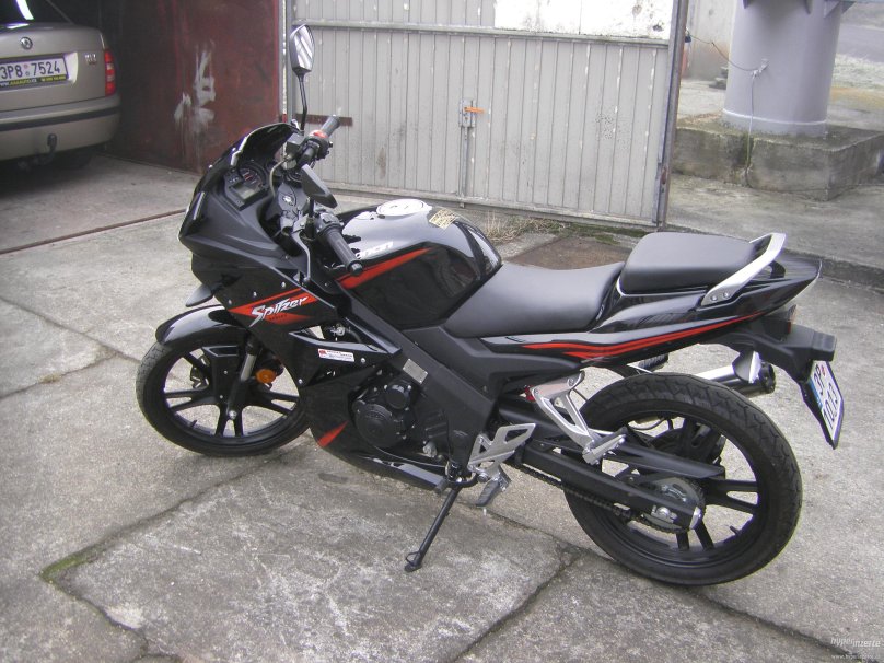 Sagitta Spitzer SBR 150