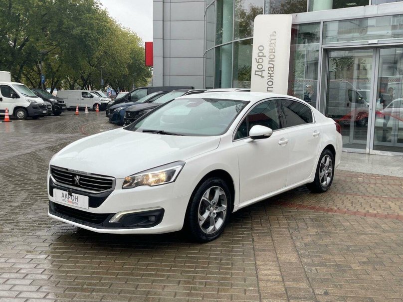 Пежо седан 508 2020 белая