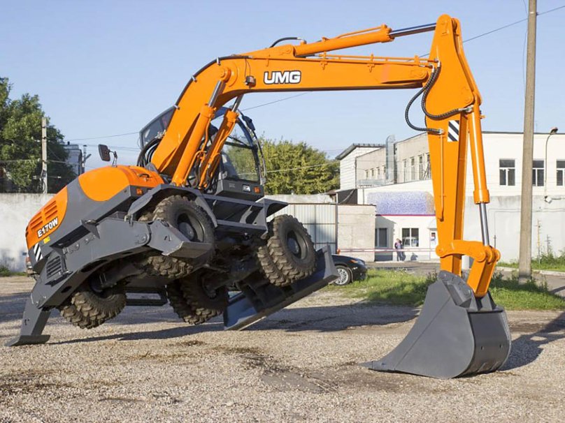 Экскаватор Эксмаш e170w