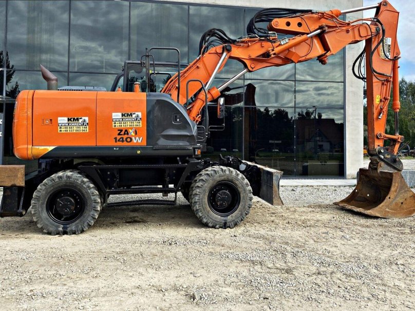 Хитачи 210 колесный