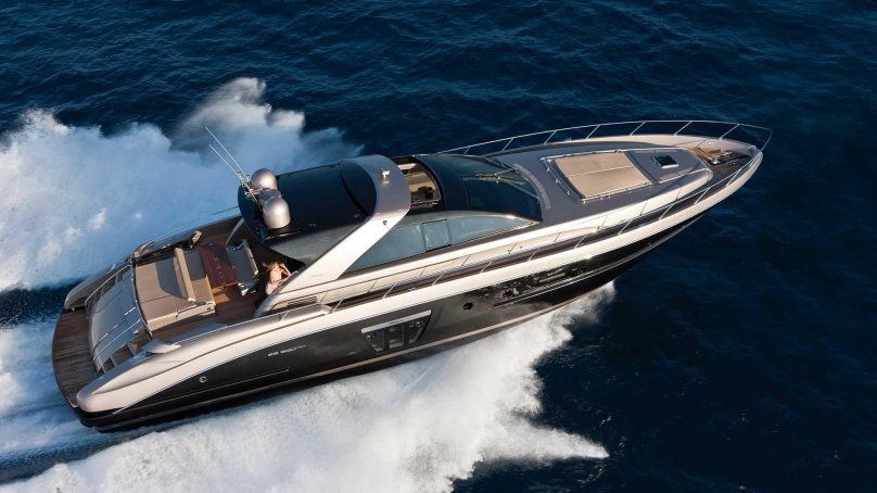 Riva 68 Ego
