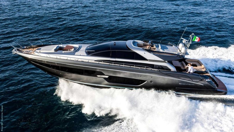Yacht Riva 88 Domino
