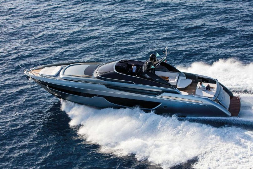 Riva 76