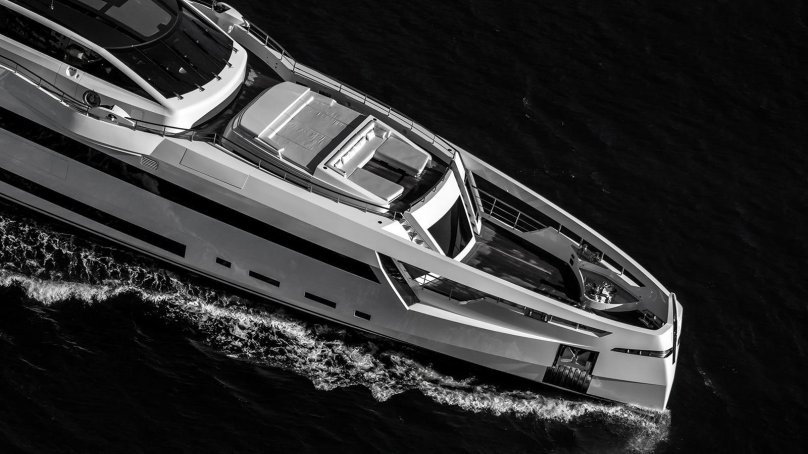 Яхта Aurora Rossinavi