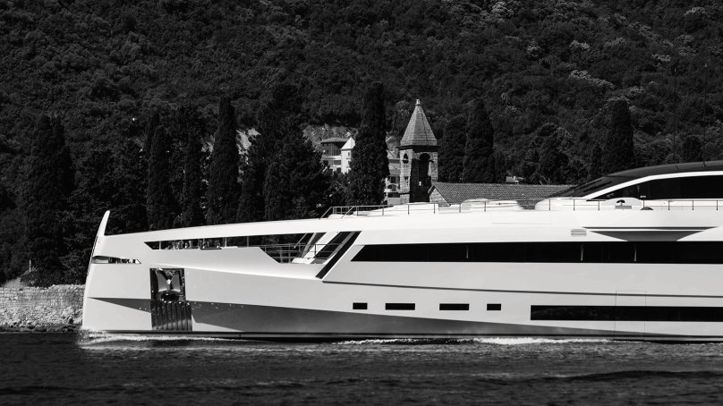 Яхта Aurora Rossinavi