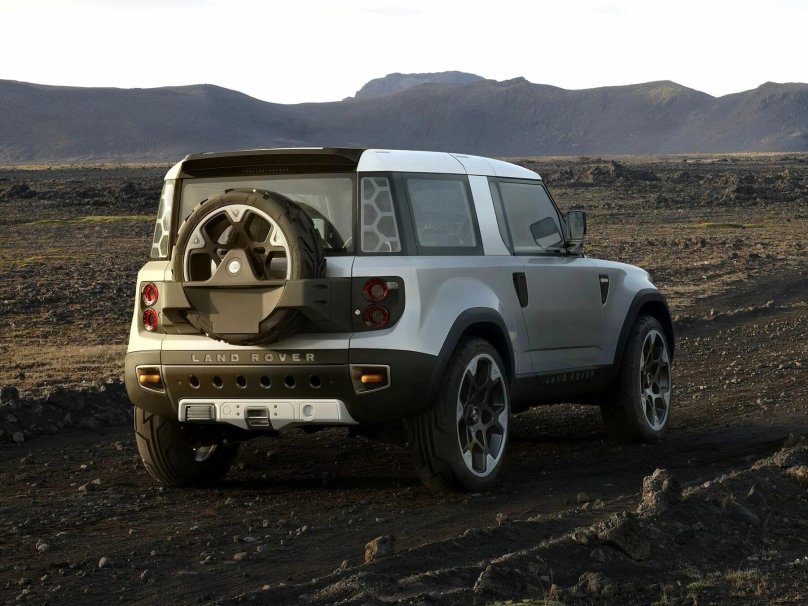 Ленд Ровер Дефендер 100