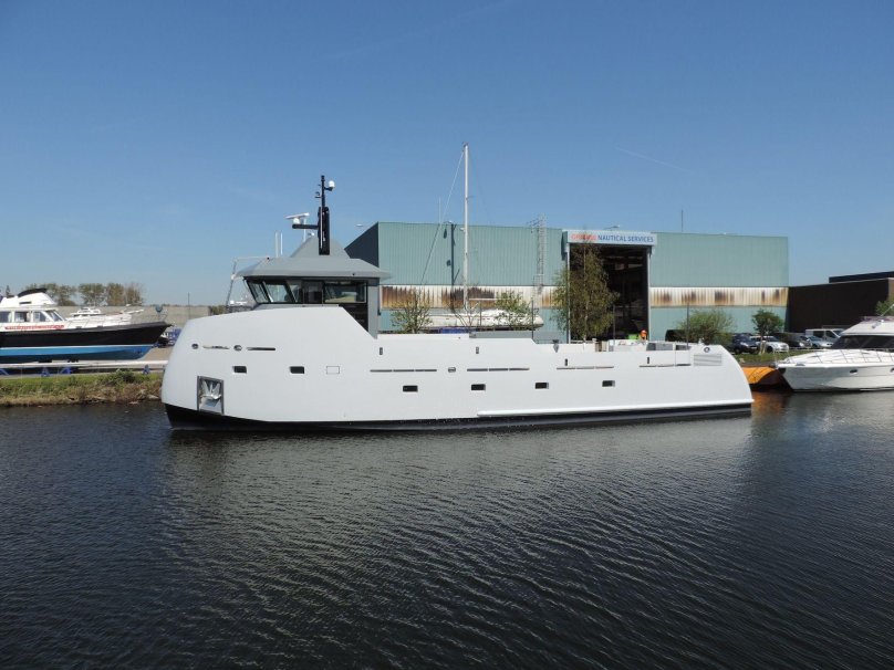 Яхта стимпанк