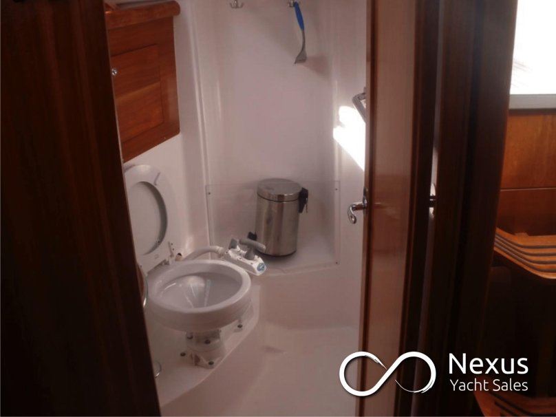 Бавария 31 яхта