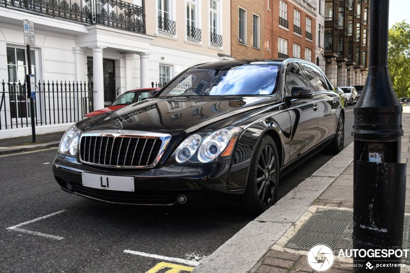 Maybach 62s Zeppelin