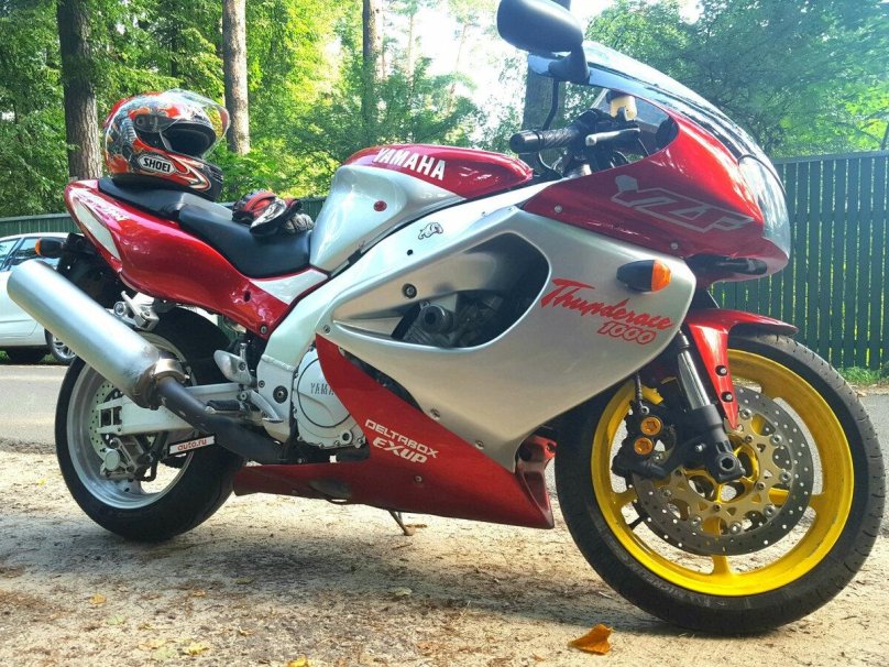 Yamaha YZF 1000r thunderаce