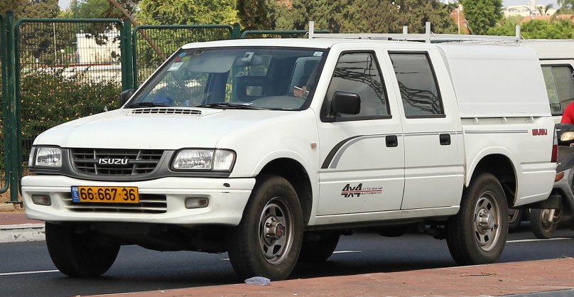 Isuzu пикап 1998