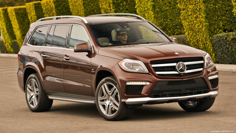 Mercedes Benz gl 63 AMG