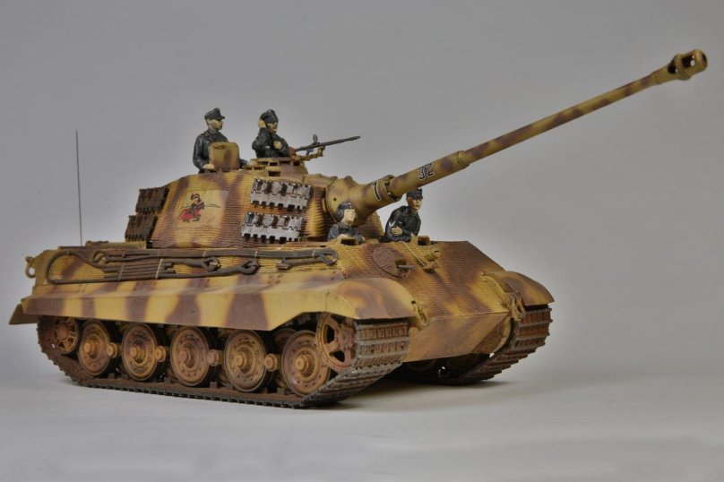 Тигр 2 с башней Порше