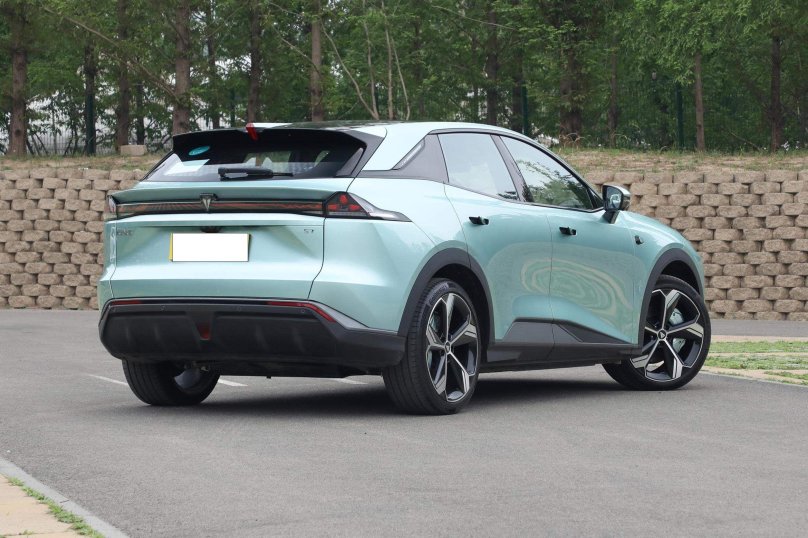 Peugeot 408 (Crossover)