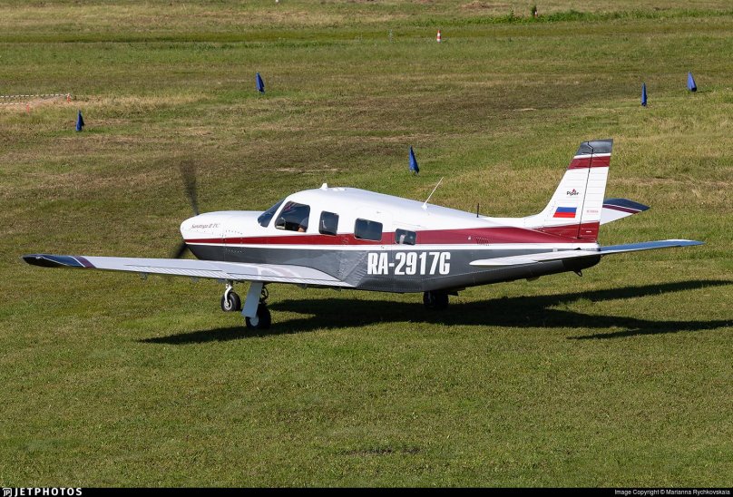 Пайпер Саратога дверь