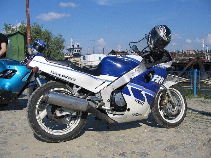 Yamaha FZR 1000 1990