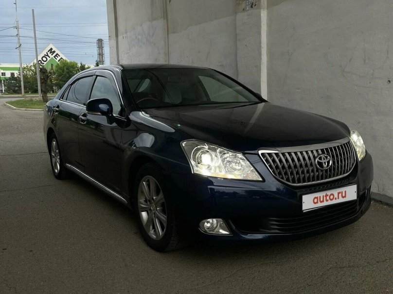 Toyota Crown Majesta s200