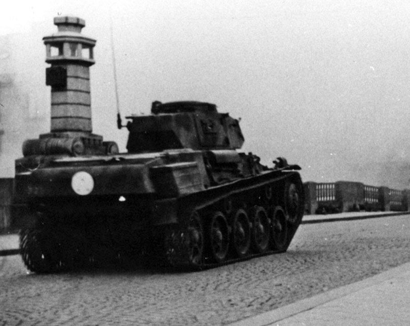 Танк Landsverk l-110