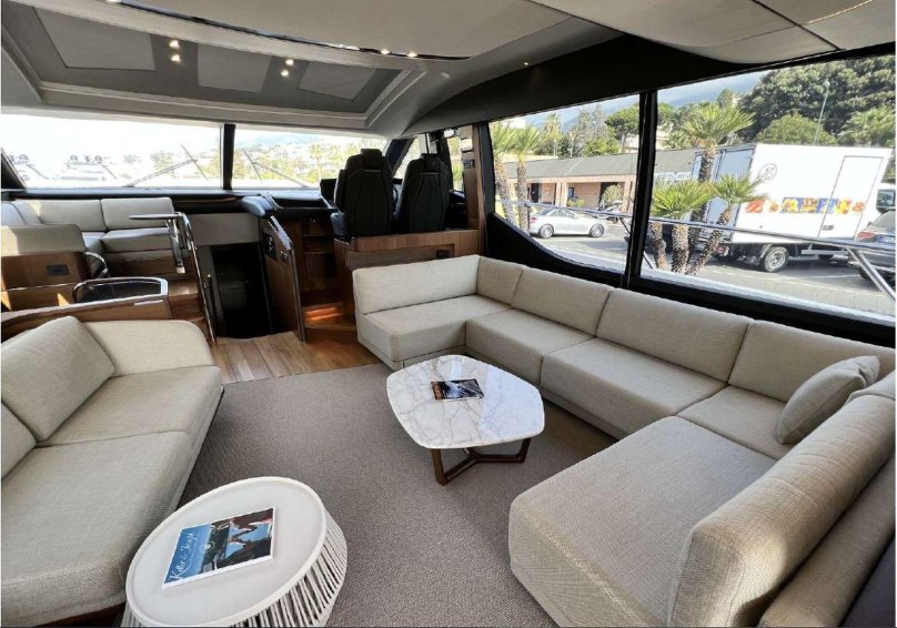 Яхта принцесса 430