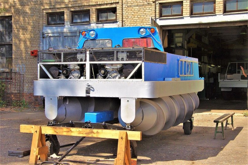 Шнекоход ЗИЛ 29061