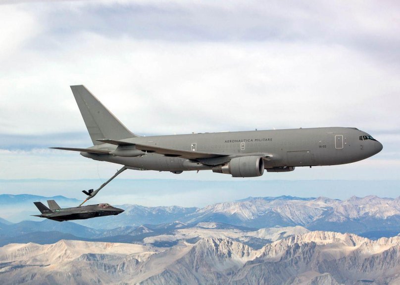Boeing Kc-135r Stratotanker