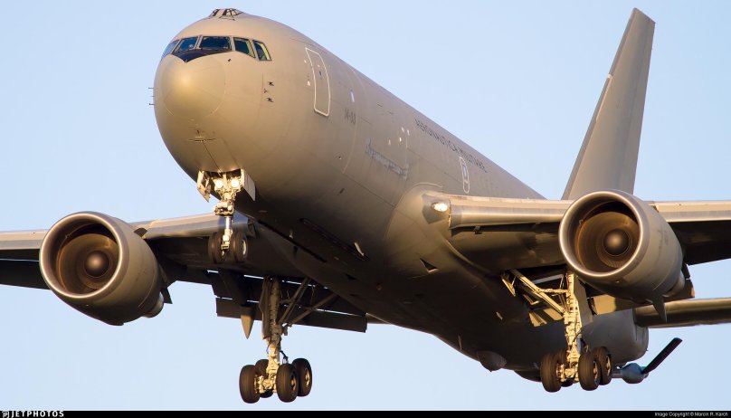 Japan Air Force Boeing Kc-767