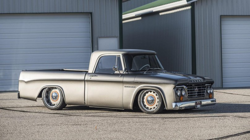 Dodge d100