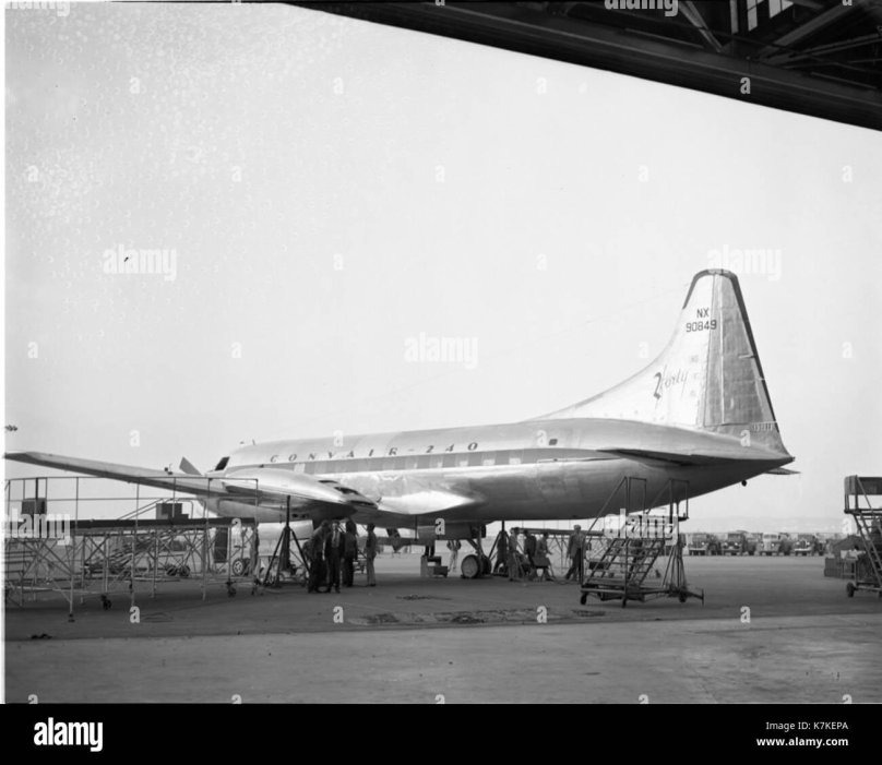 Катастрофа Convair CV-300