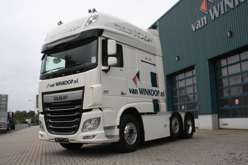 DAF XF 106