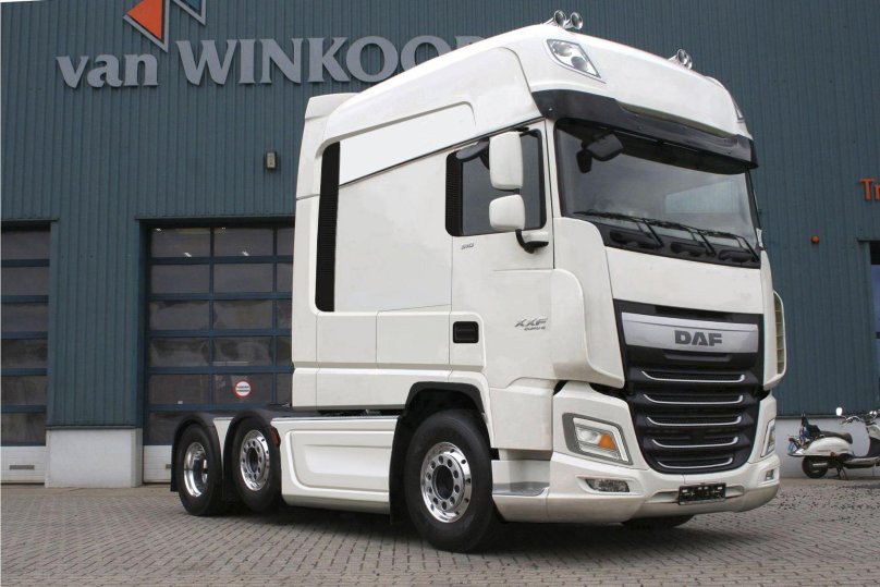 DAF XF 106 тягач
