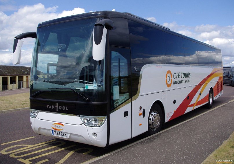 Автобус среднего размера