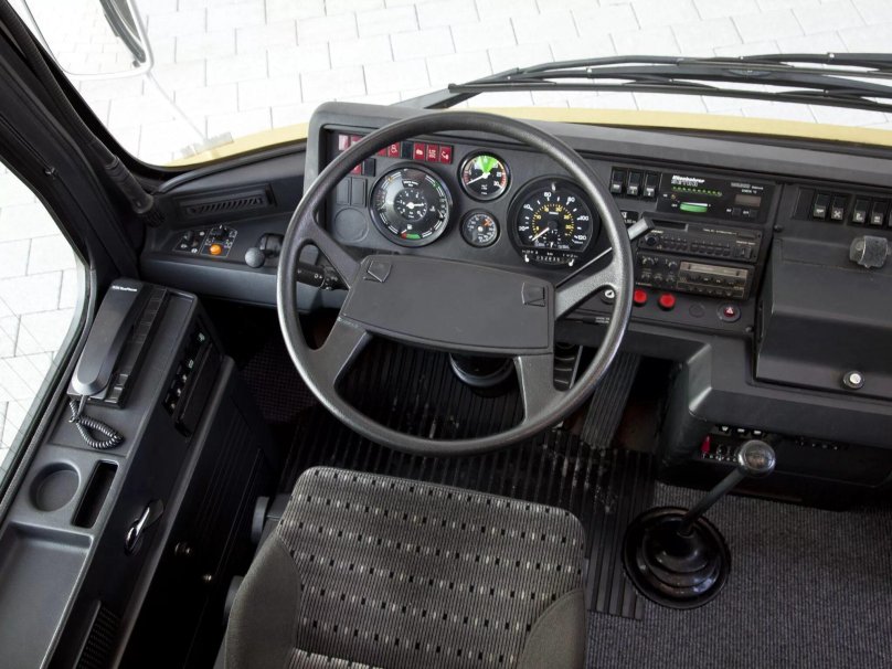 Setra 215 кабина