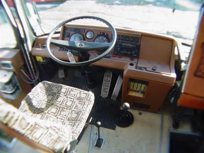 Setra s215hd кабина