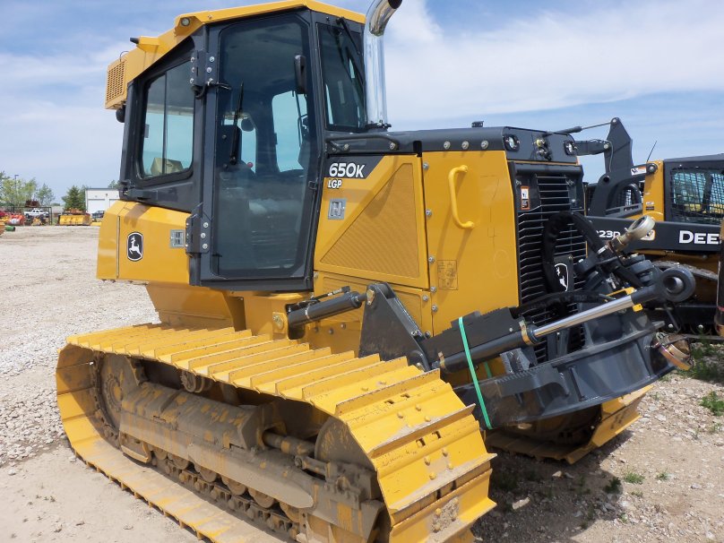 Бульдозер Джон Дир 750