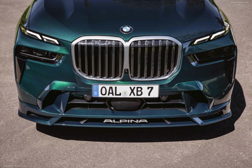 BMW Alpina xb7 2023
