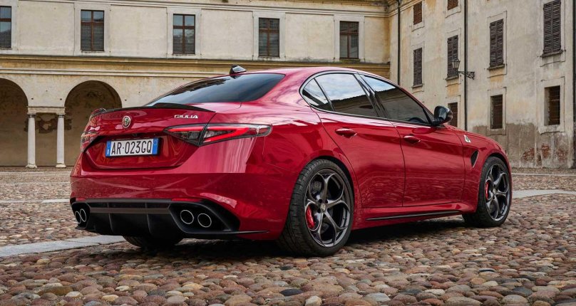 Alfa Romeo Giulia 2.9 at Quadrifoglio