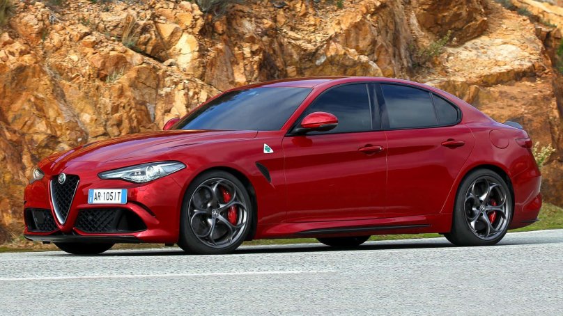 Alfa Romeo Giulia Квадрифолио