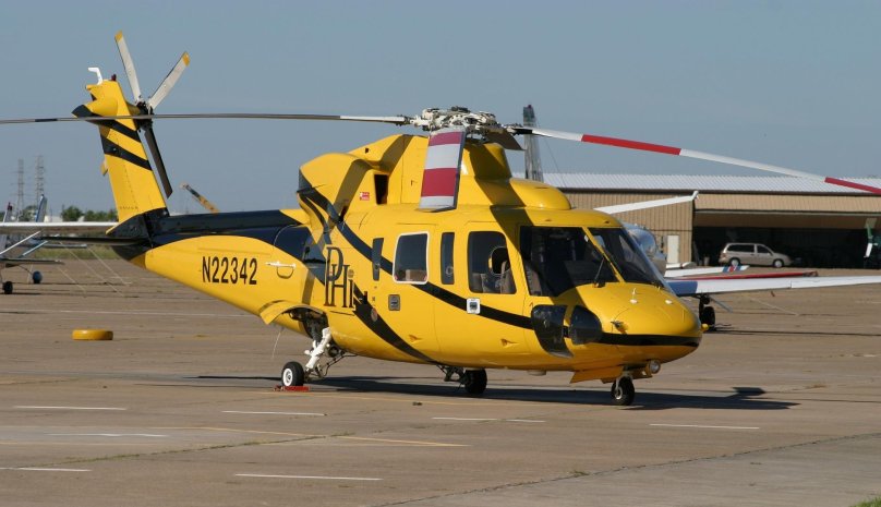 Вертолет Sikorsky s-76