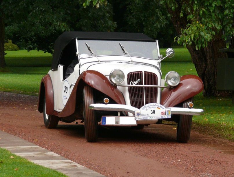 Машины чешская Татра