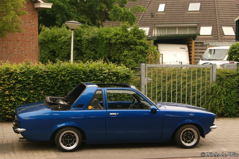 Opel Kadett, 1977