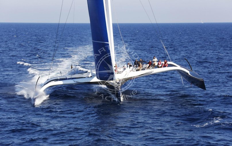 Тримаран Финвал