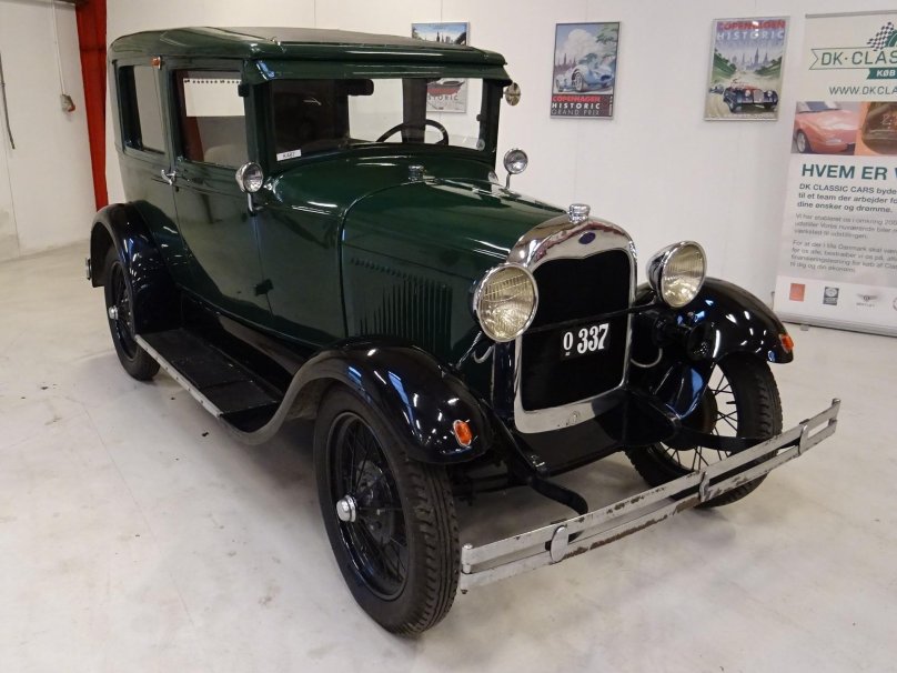 1930 Ford model a Tudor sedan