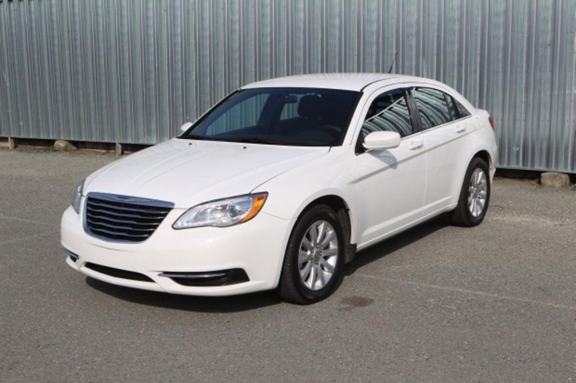 Chrysler 200 2011