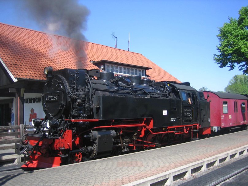 Локомотив 99