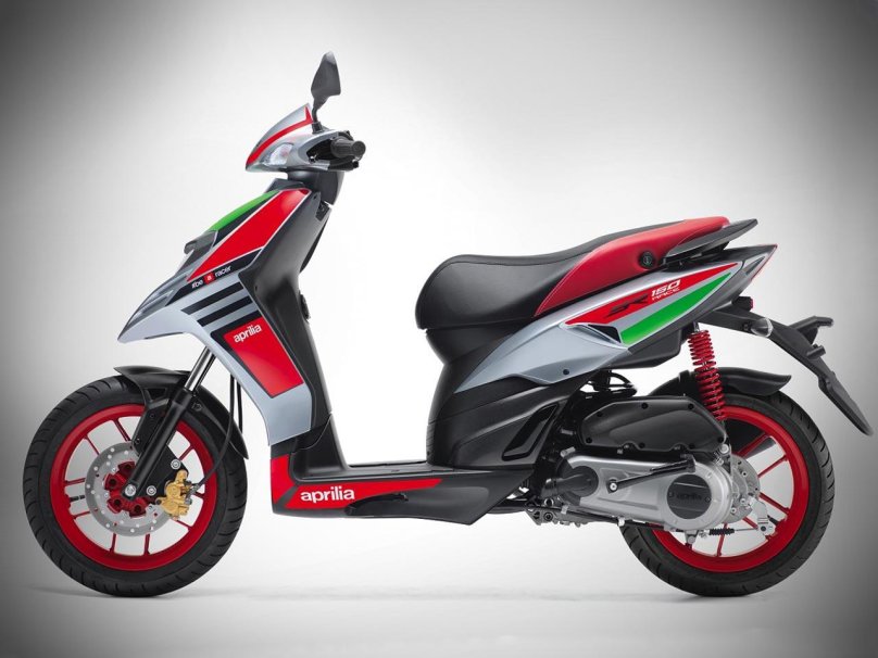 Aprilia SR 150