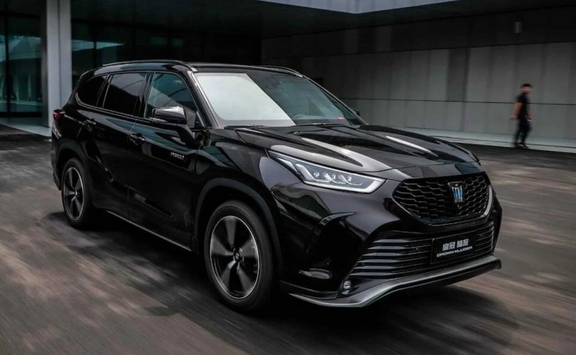 Тойота Краун 2021