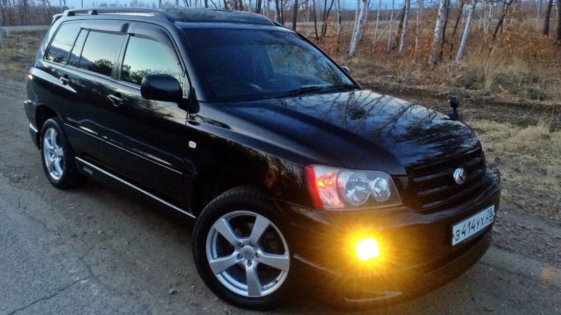 Тойота Клюгер 2004